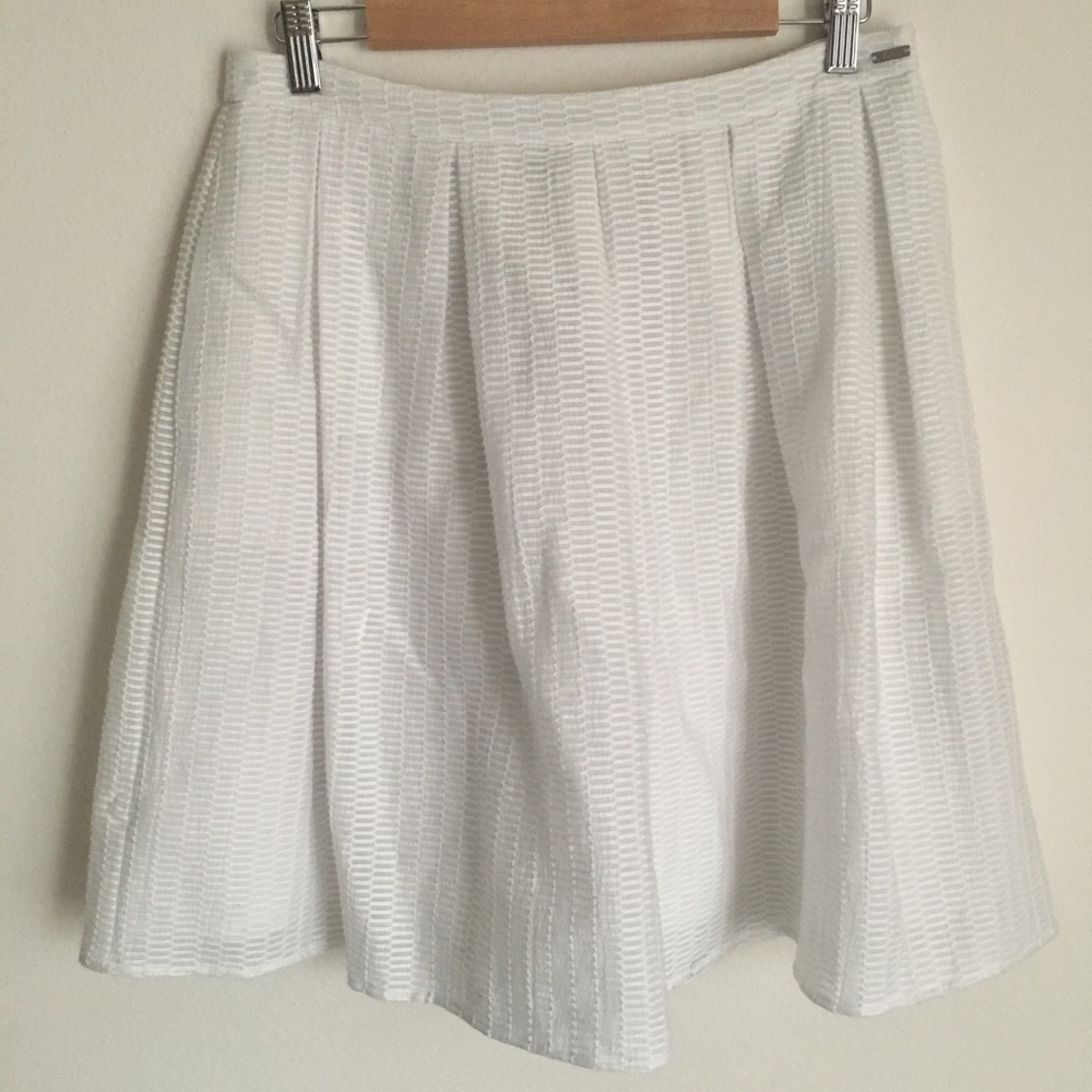 Gorgeous White midi pleat skirt